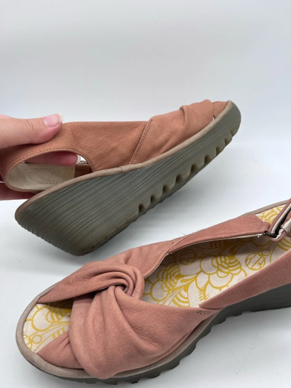 FLY LONDON Yata Pink Nubuck Suede Wedge Sling Back Peep Toe Sandals size 40